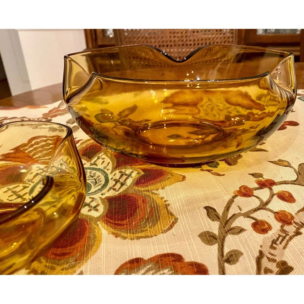 Vintage Amber Glass Chip and Dip Set – Anchor Hocking Fairfield Scalloped Bowls